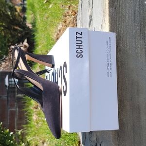 Schultz black heels